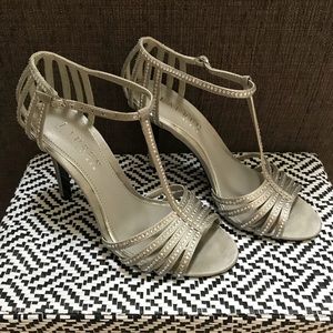 Ralph Lauren Adasia Heels size 5